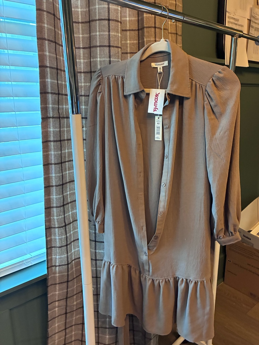 Max Studio Taupe Button-Front Ruffle Hem Tunic - Picture 2 of 6